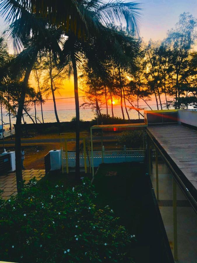 Cherai Natural Beach Hotell Cherai Beach Exteriör bild